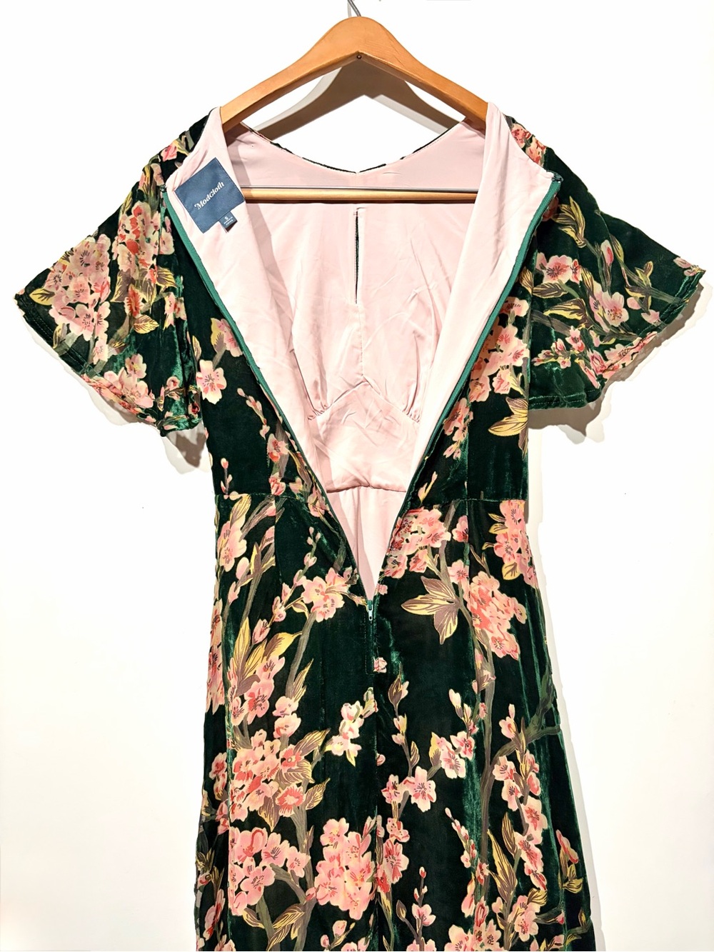 •Modcloth• Metallic Emerald Velvet Maxi Dress with Pink Floral - Picture 10 of 15